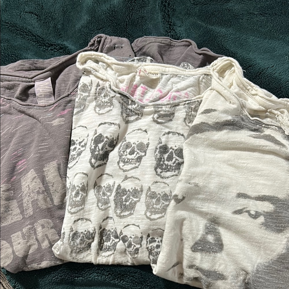Magnolia Pearl T-shirt Lot (set of 3)